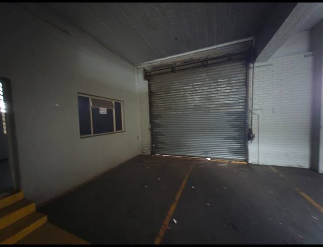 133M² WAREHOUSE TO LET IN DENVER